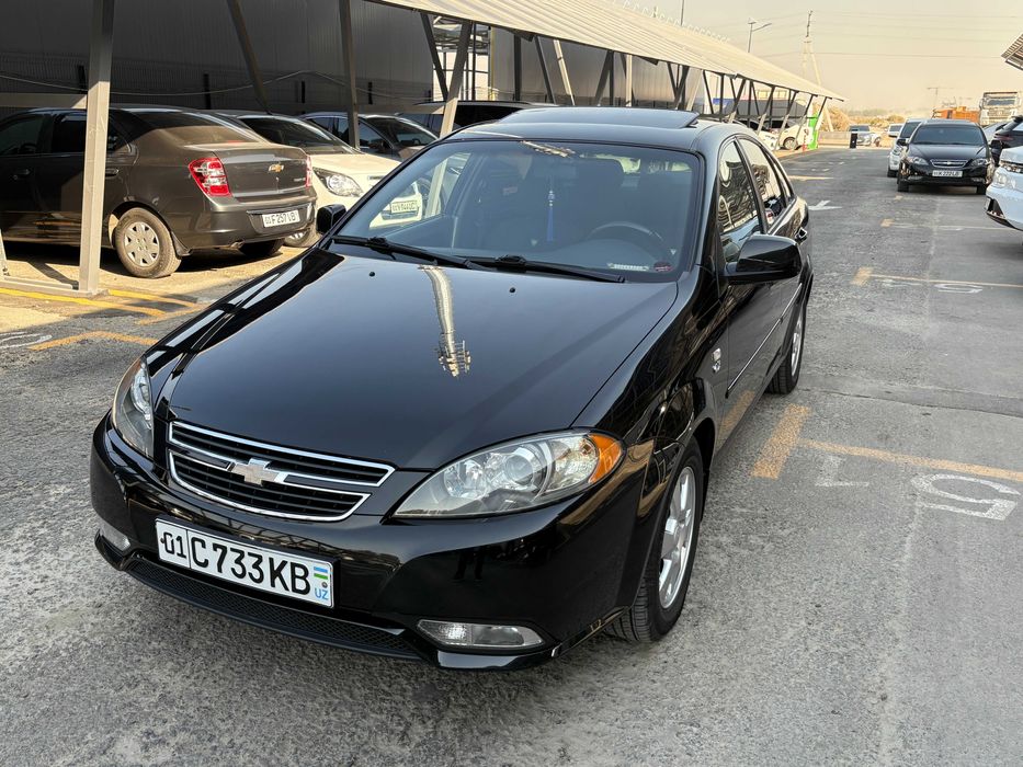Chevrolet Gentra 3-позиция Style