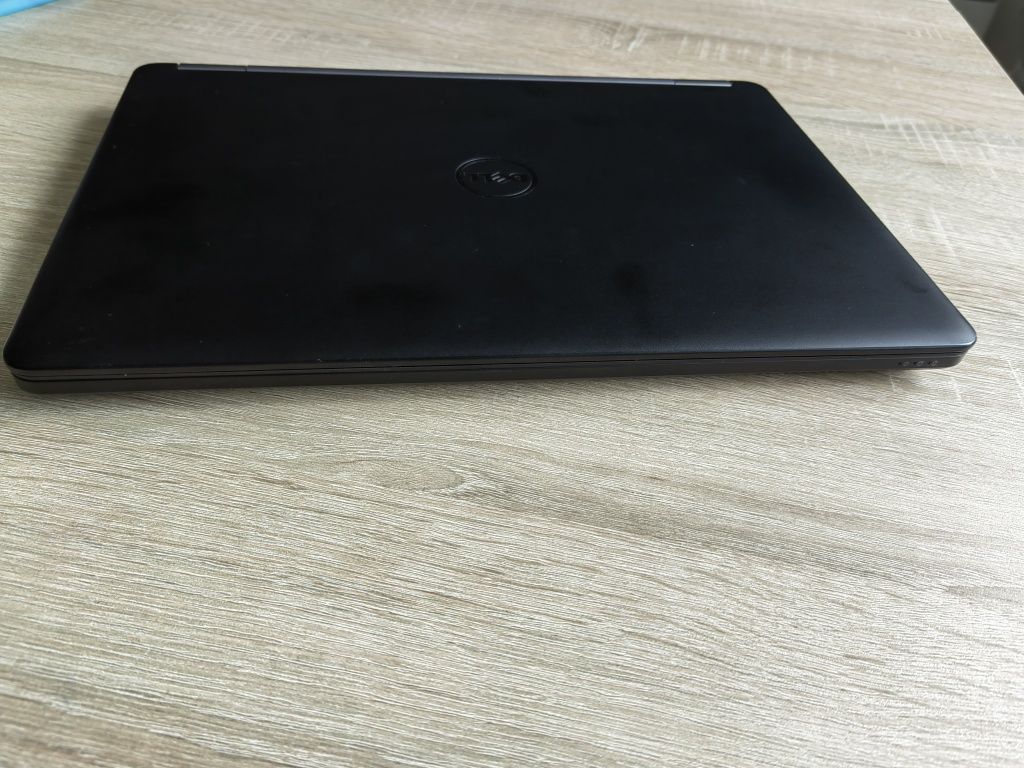 DELL Latitude E5470