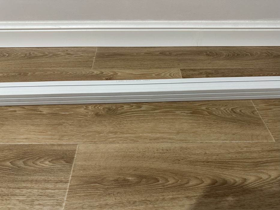 Карнизы потолочные