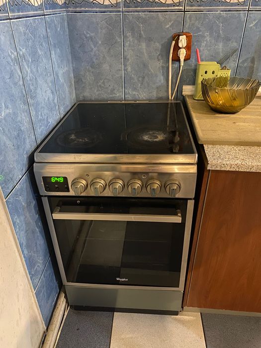 Bucatarie completa (se vinde si separat)