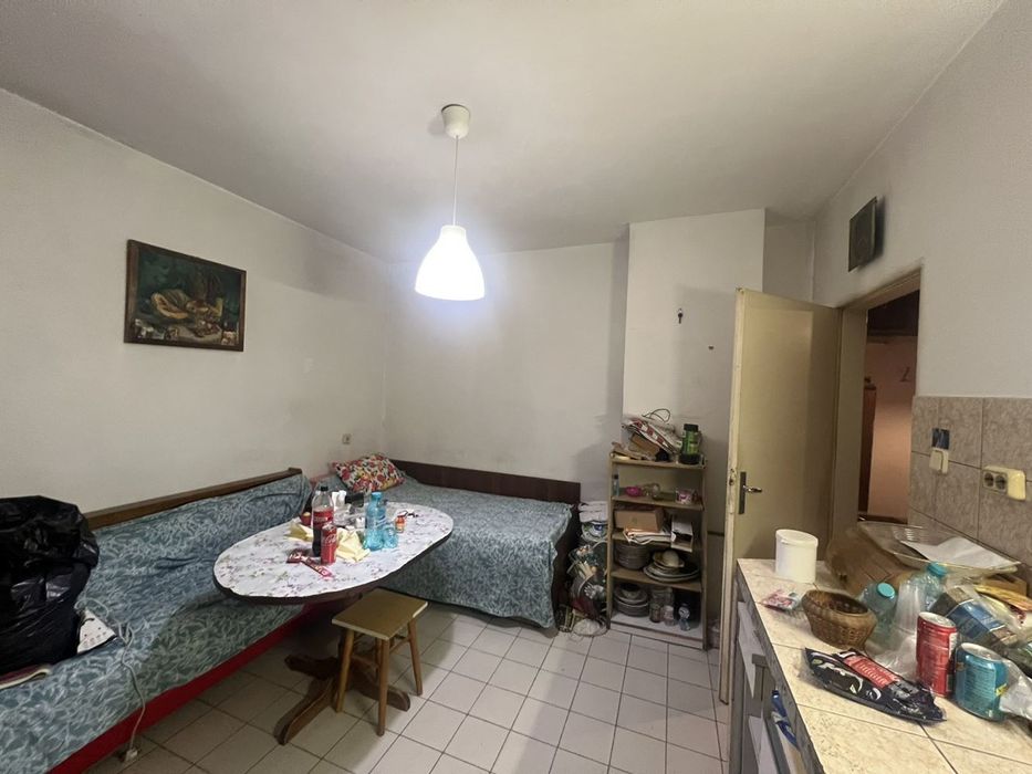 Двустаен апартамент в ж.к. Люлин 7! До детски градини!