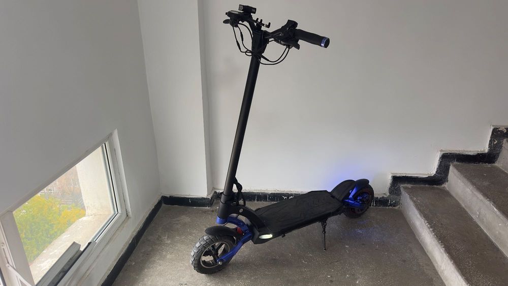 trotineta Kaabo Mantis electrica cu acte pret 2500 lei FIX