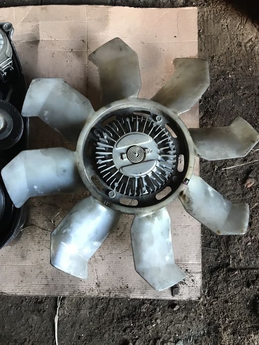 Двигател л 200/116к.с на части