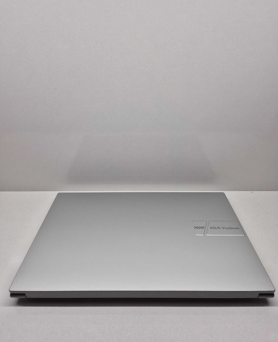 ASUS Vivobook Yangi karobkada Core i5-1334U  8/512GB M.2 NVMe