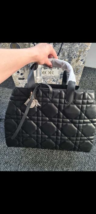 Дамска кожена чанта