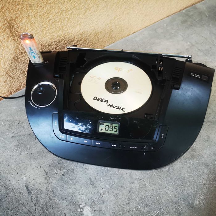 radio casetofon, mp3 cd player sistem audio boxe ceas trazistor etc
