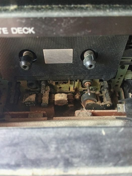 Продавам стерео-уредба "Техникс"