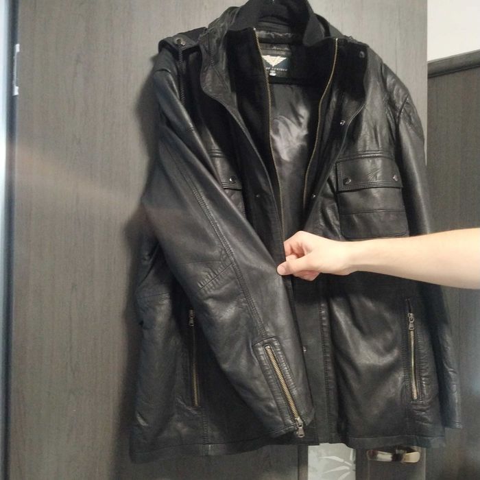 Jacheta/ geaca/ parka cu glugă, fantástica din piele de miel. 3XL