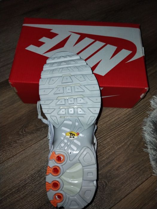 Nike tn utility albi marimea 36,37,38,39,40