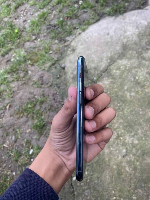 Iphone 11 pro 64 gb 72 baterie’