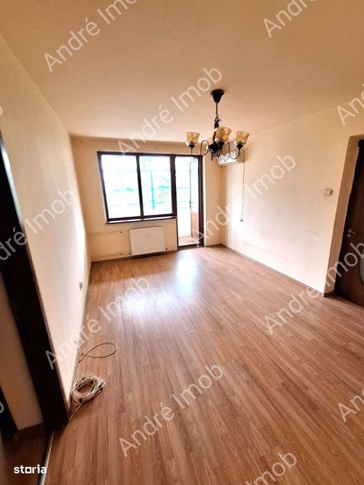 Apartament 2 camere semidecomandate zona Rendez-Vous,  et 3/4