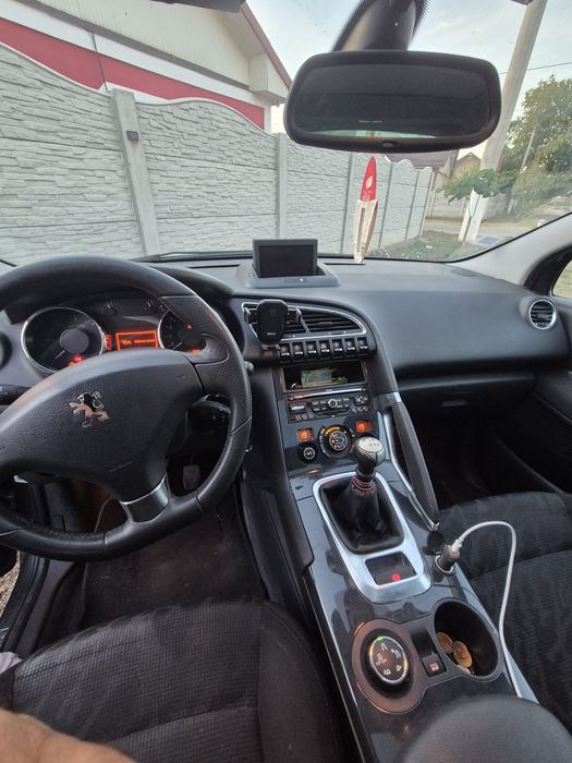 Peugeot 3008 2011