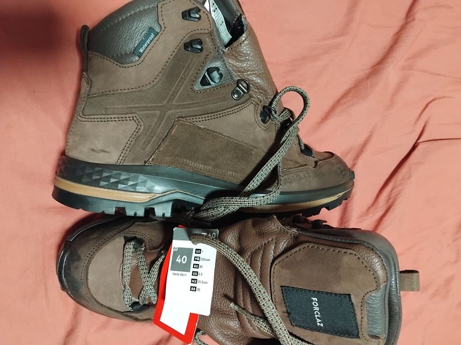 Туристически  обувки FORCLAZ номер 40