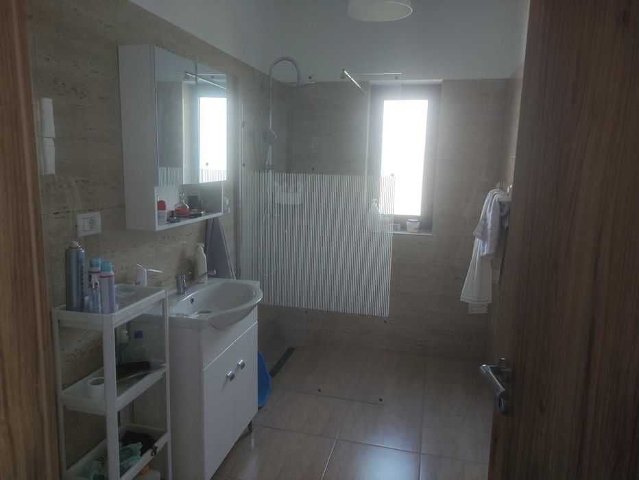 Ap 42 mp, et.1 decomandat, centrala, clima