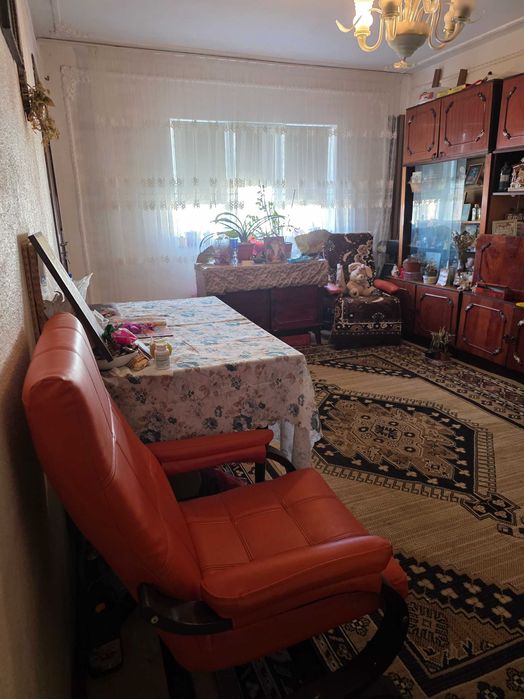 Vand apartament 3  camere