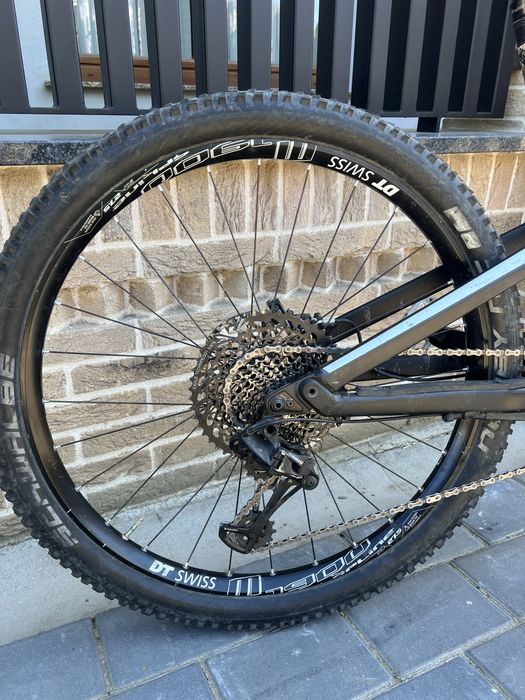 Canyon spectarl Al 6 negru