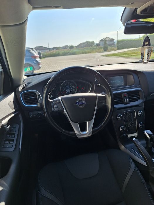 De vânzare Volvo v40