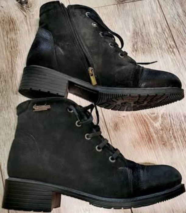 Черни дамски боти на нисък ток