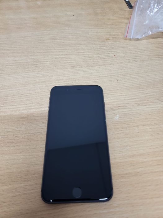 Iphone 8+ идеал.Обмен на телефон