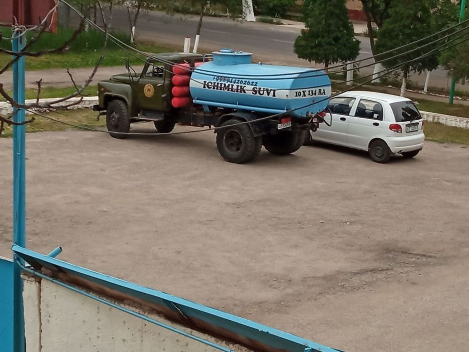 Gaz 53 1981 yil srochniy sotiladi