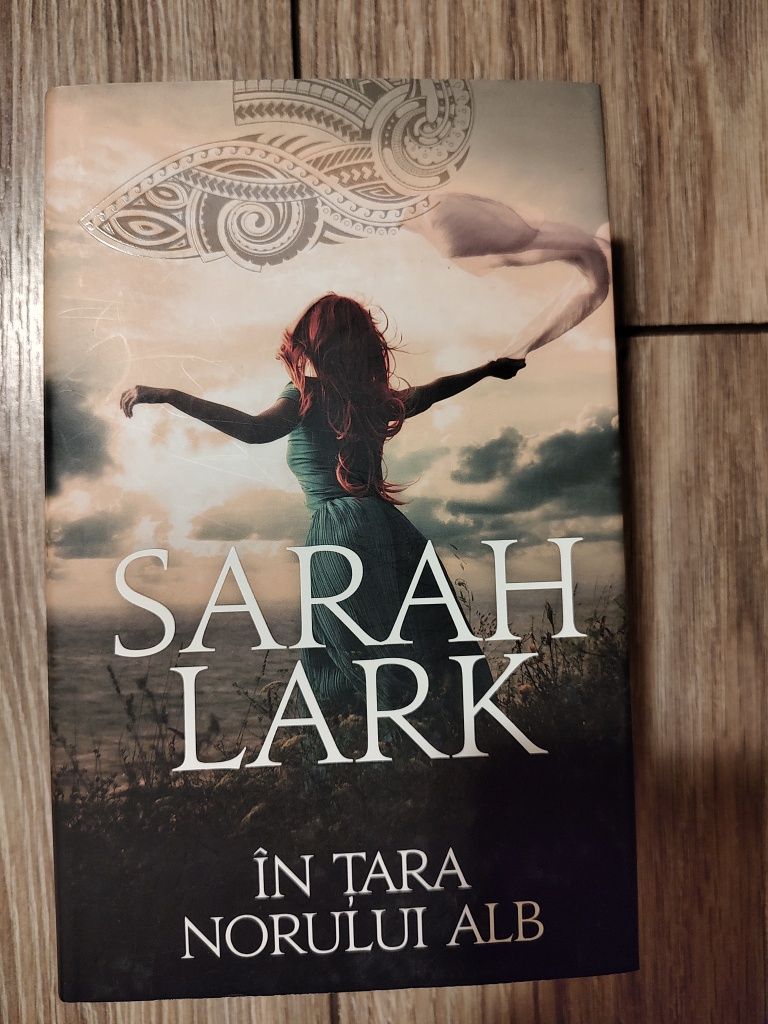 În țara norului alb, de Sarah Lark