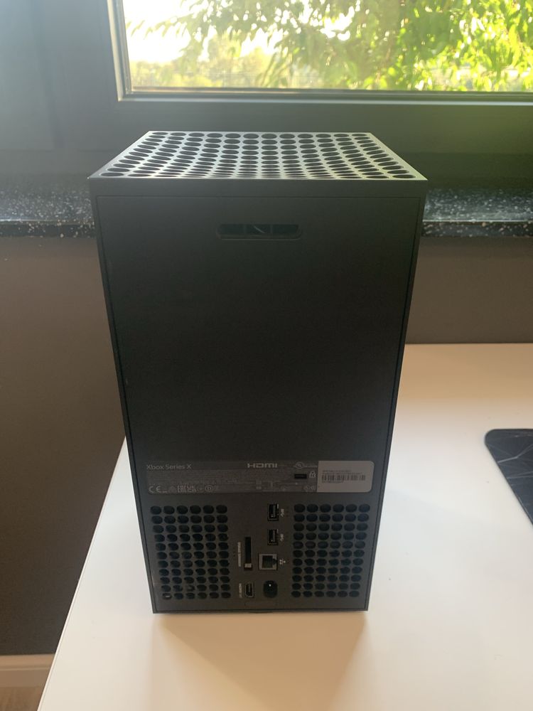 Xbox series x in stare foarte buna