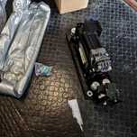 Compresor suspensie perne bmw f07 f01 f11