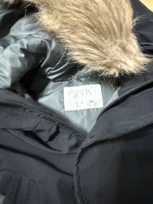 Geaca Zara pene/puf marimea 128
