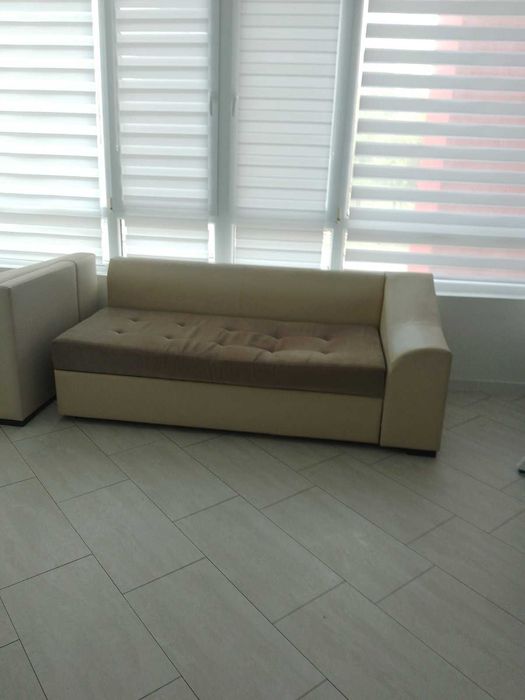 Продавам тристаен апартамент