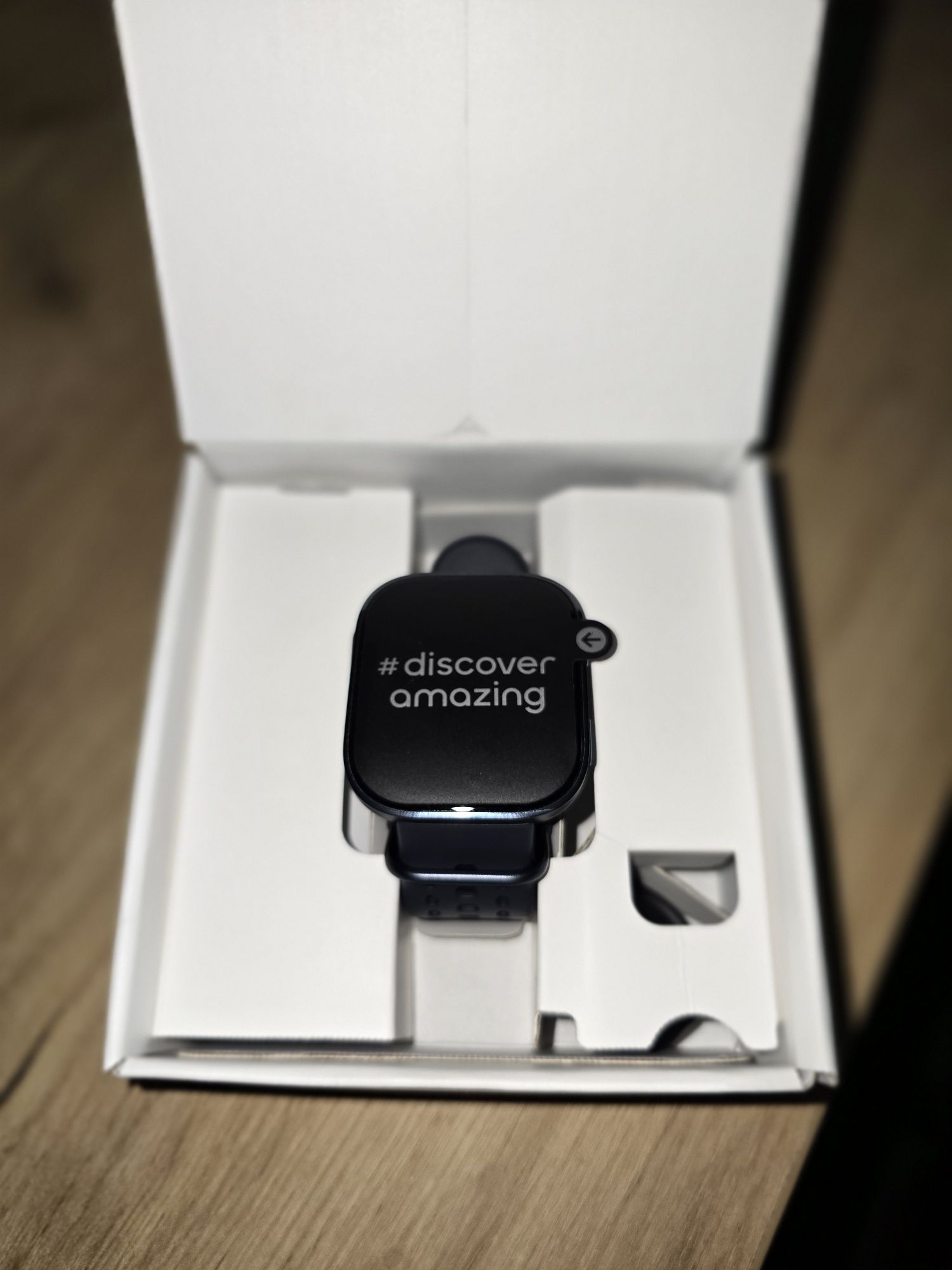 Чисто НОВ! Смарт часовник Amazfit Bip 6 - с 24м. гаранция