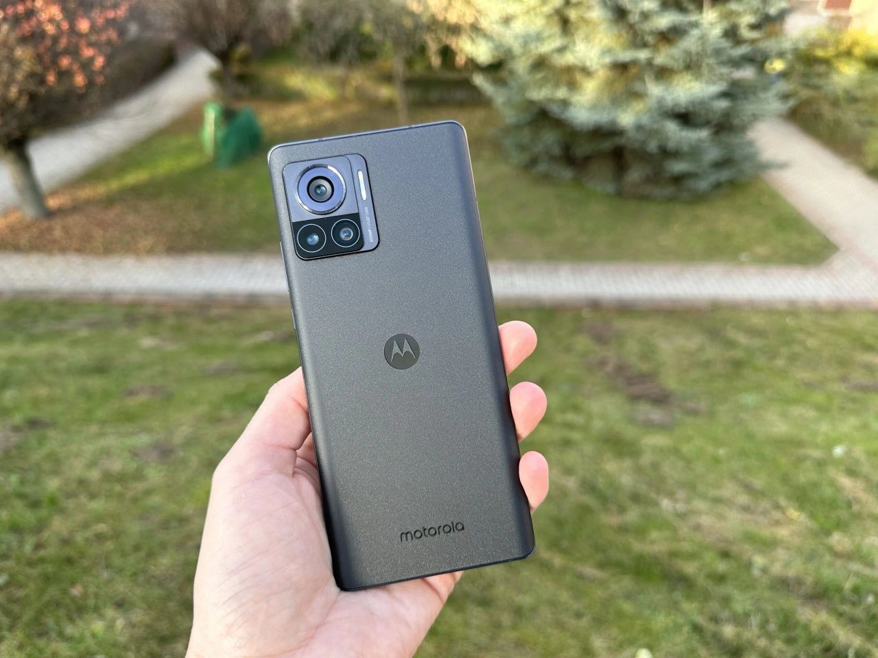 Motorola Edge 30 Ultra с 10 месеца гаранция + подаръци