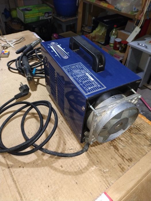 Vând aparat de sudura