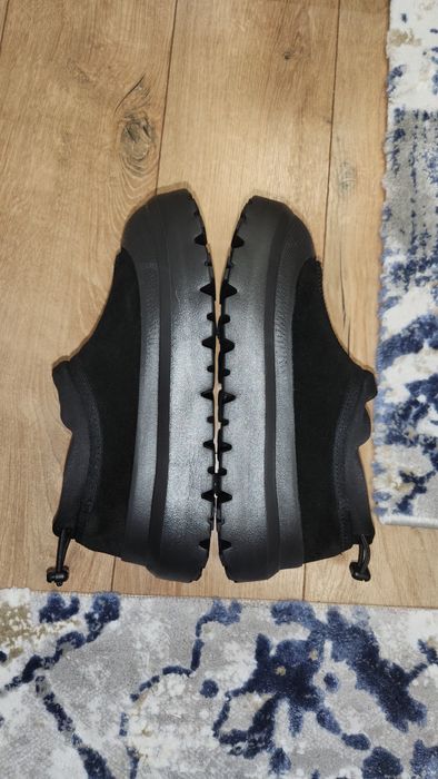 Ugg Tasman Hybrid Weather