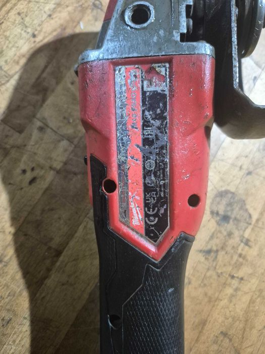 Flex polizor unghiular MILWAUKEE M 18