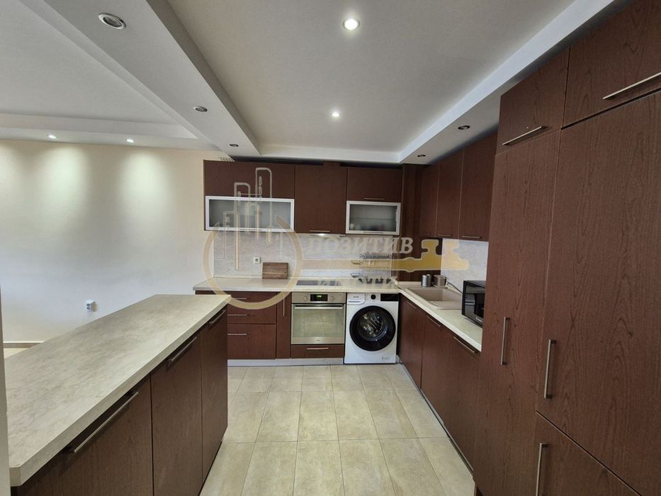 4-стаен в София-Борово площ 145 цена 1200