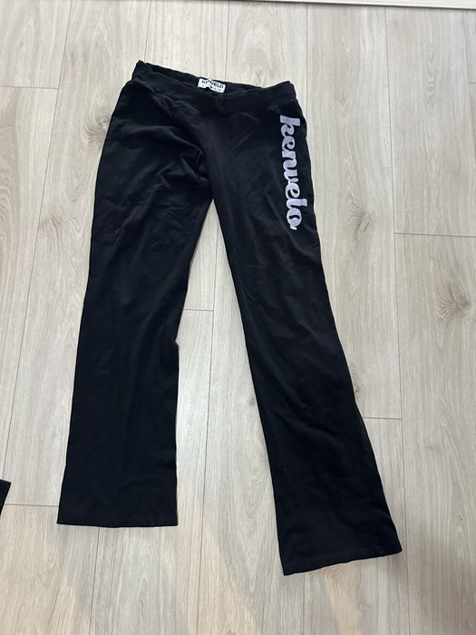 Vand pantaloni trening