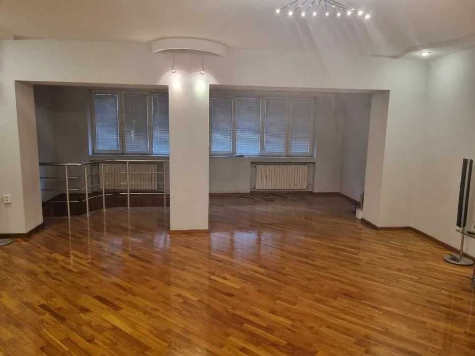 Продажа/Аренда двухуровневого офиса на Дархане ID:FR105