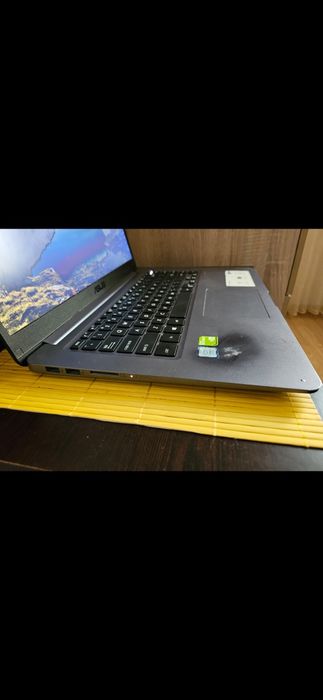 Laptop Asus X515UF, i5-8250U, MX130, 16GB RAM