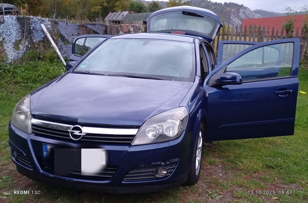 Opel Astra H 2004