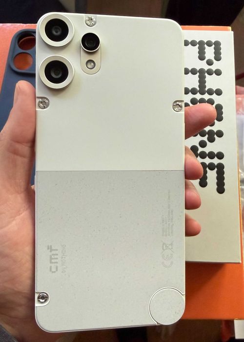Nothing CMF Phone 2 Pro impecabil plus husă
