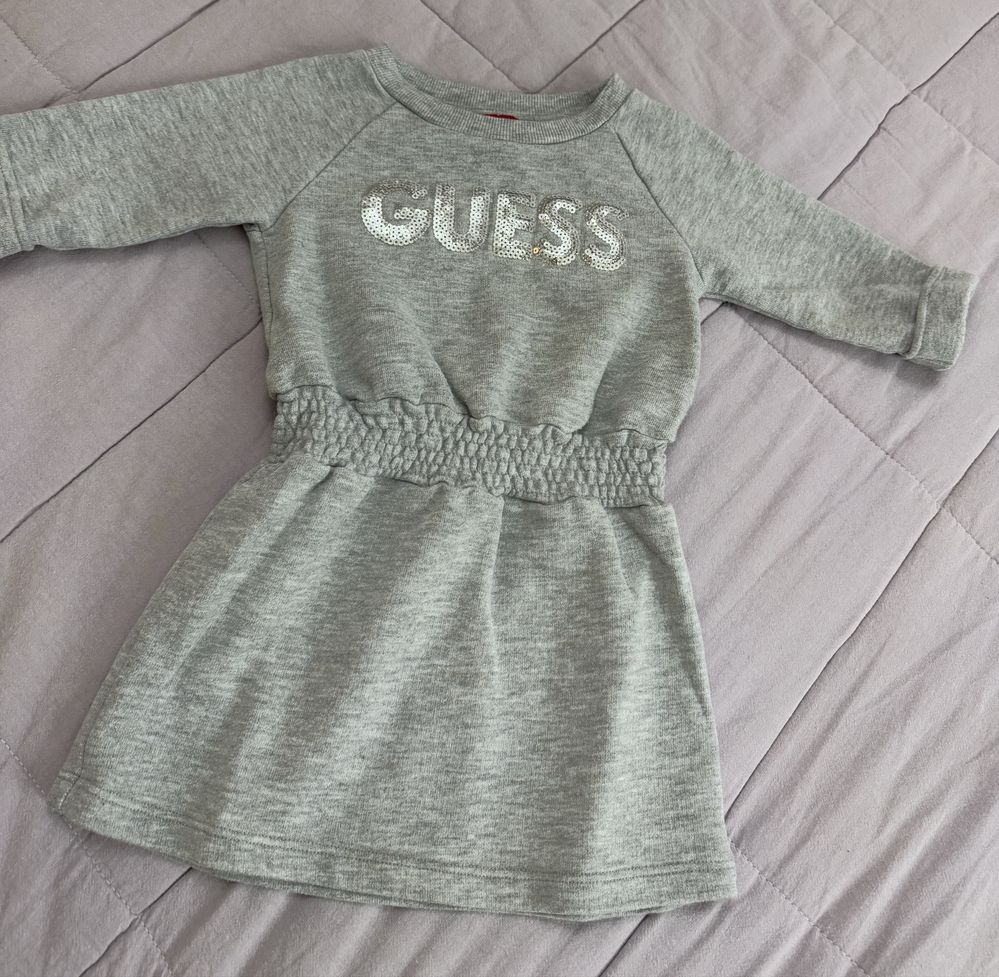 Рокля Guess 3/4 ръкав