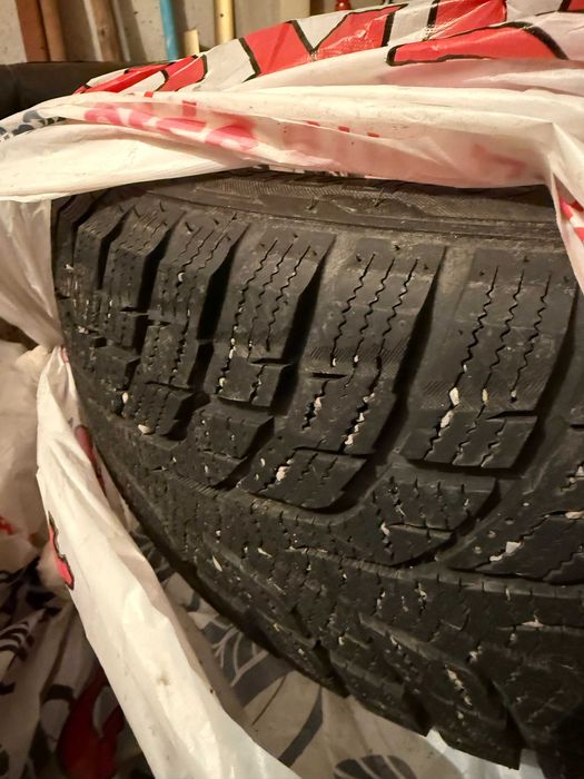 Продам зимние шины R17