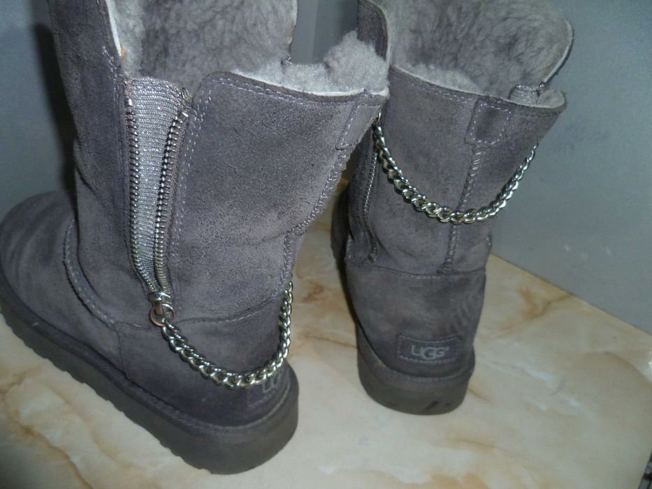 UGG оригинални ботуши №40