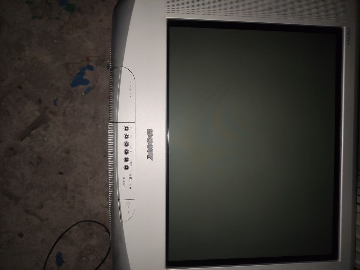 Продава се телевизор SONY