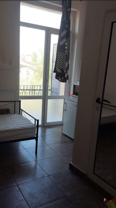 Дава се под наем Ателие в София, Център - 32 кв.м за 255 € - Снимка #1