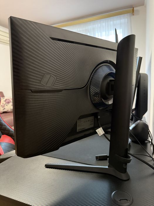 PC Gaming ROG Strix G15CF + Monitor Samsung Odyssey G50A