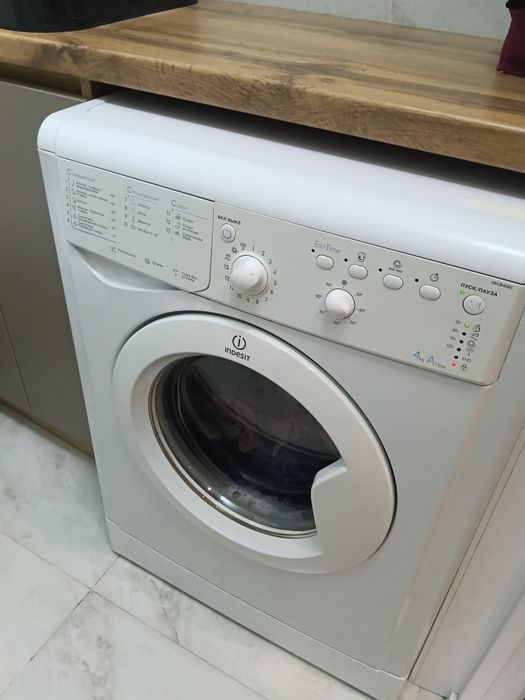 Стиральная машина indesit