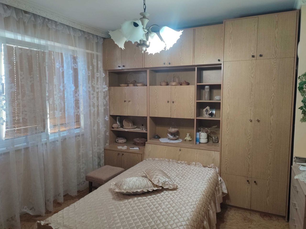 Продава се Двустаен апартамент в Търговище, Запад 3 - 60 кв.м за 1190 €/кв.м - Снимка #4