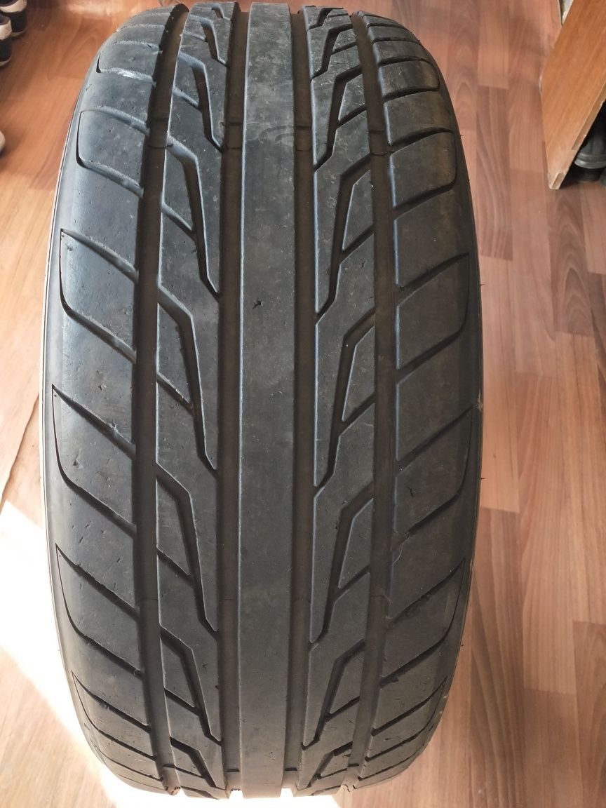 Покрышка Farroad 235/50ZR19