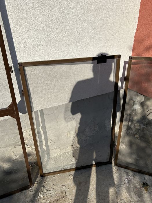 Plase de tantari geam si usa